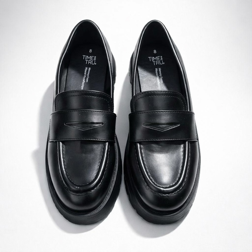 Time and Tru Mens Black Chunky Penny Loafers‎ Lug Sole Memory Foam Size 8